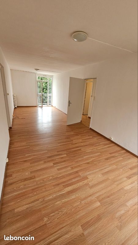 Appartement 4 pièces 100 m² · à Maubeuge · 100 m² · 850 €