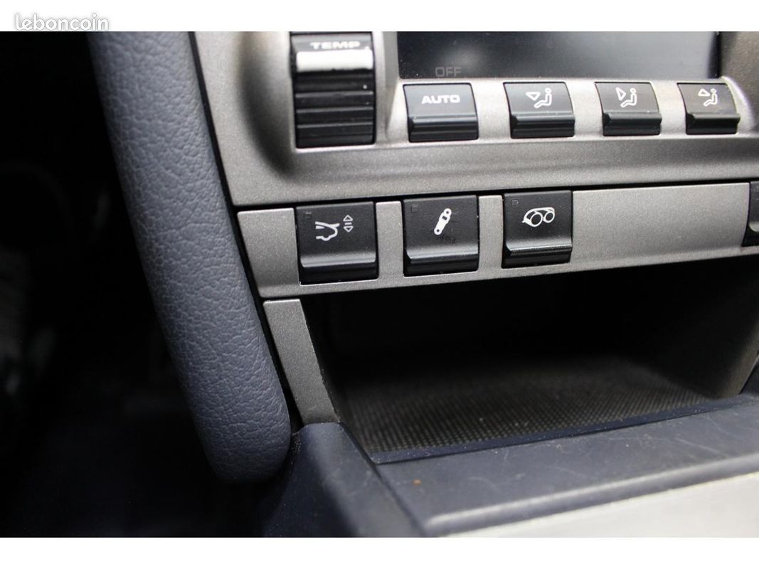 PORSCHE 911 Carrera 4S 3.8i -TYPE 997 BVA Tiptronic - suivi complet (image 17)