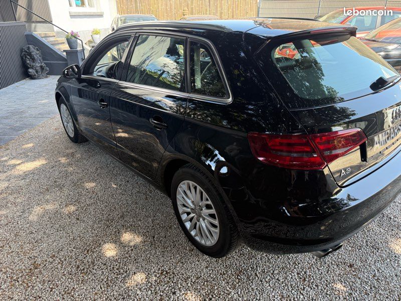AUDI A3 SPORTBACK 1,4 Tfsi 122cv MULTIMÉDIA (image 2)