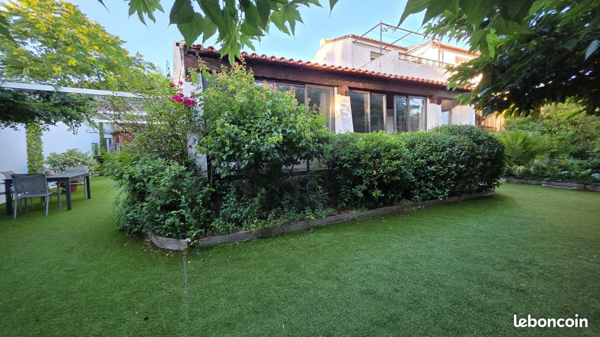 Maison 5 pièces 170 m² · à Vitrolles · 170 m² · 598 000 €