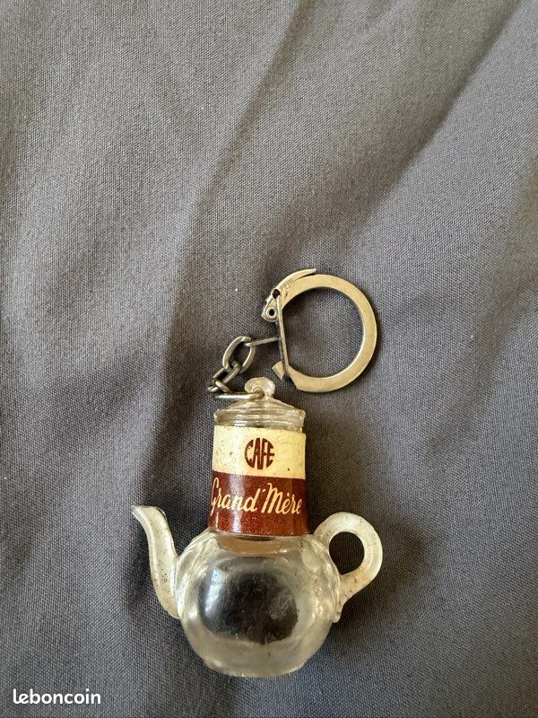 Lot De 50 Porte-clés En Laiton Vintage - Style Marine Antique, Sablier, Royal Navy - Neufs, Collection