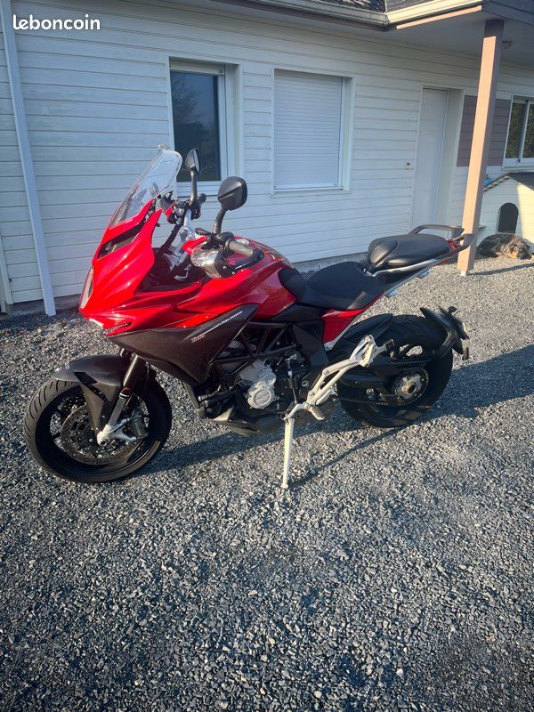MV agusta turismo véloce (image 2)