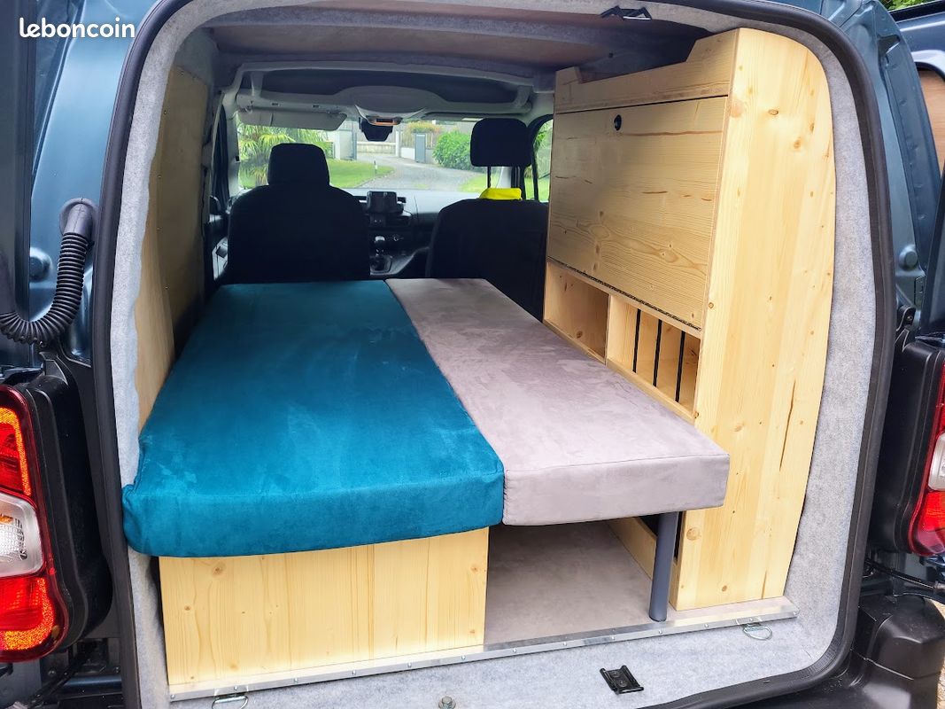 Kit d'aménagement amovible avec lit peigne pour fourgon, utilitaire et van (image 2)