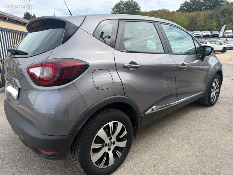 Renault captur ph2 1.5 dci 90ch edc intens faibles kms excellent état (image 3)