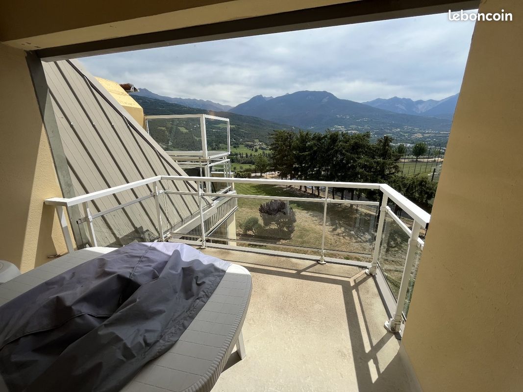 Appartement 3 pièces 65 m² · à Embrun · 65 m² · 780 €