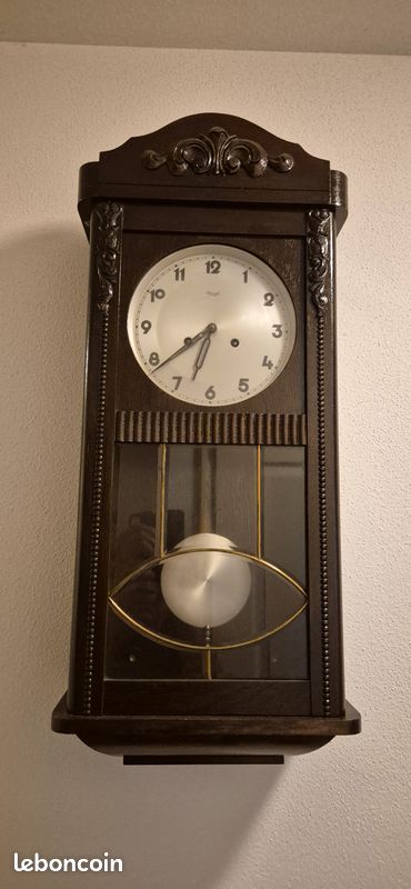 Rare horloge murale postmoderne vintage de Kienzle En vente sur