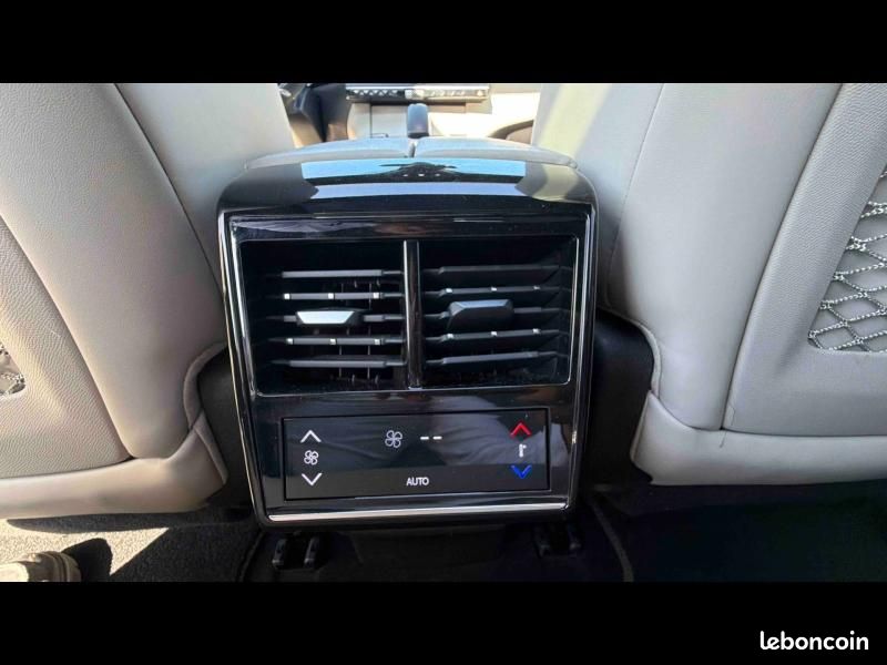 Ds DS 7 E-TENSE 4x4 300 Opera / TOIT OUVRANT / COFFRE ELEC / FOCAL (image 30)