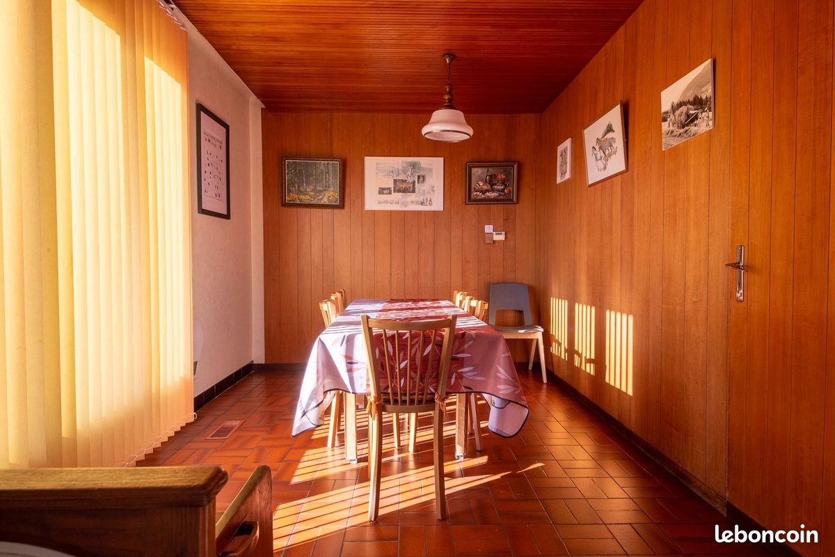 Propriété 10 pièces 195 m² (image 15)