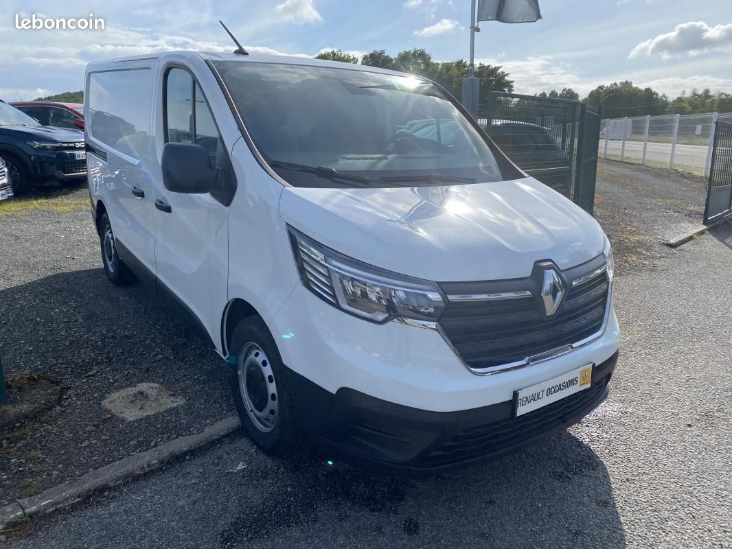Renault Trafic III L1H1 3T BLUE DCI 150 CONFORT (image 6)