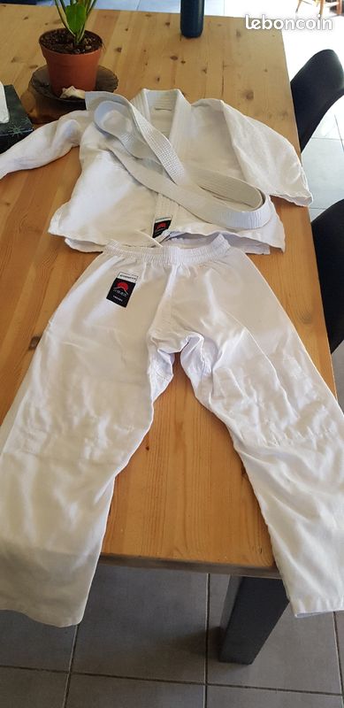 Kimono judo (image 1)