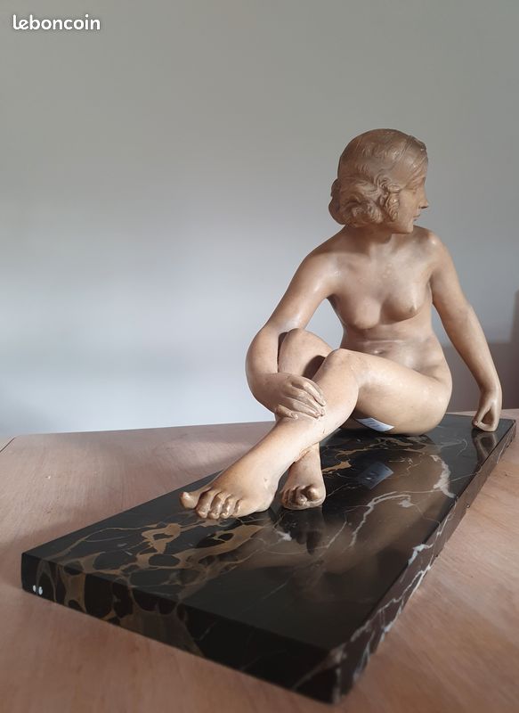 Statue de femme art déco, (image 1)