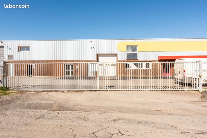 Garage/box 10 m² Iffendic
