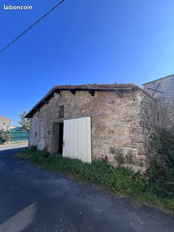 Maison 1 pièce 196 m²