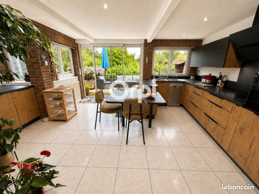 Maison 5 pièces 118 m² · à Tortequesne · 118 m² · 285 490 €