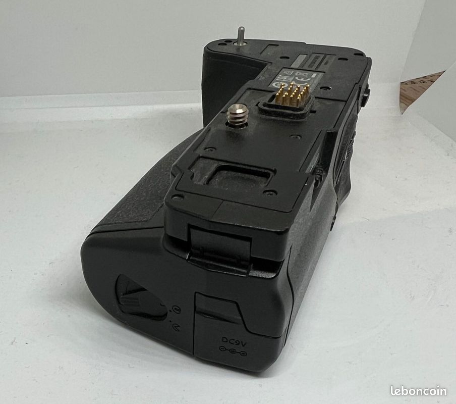 GRIP BATTERIE HLD-9 Olympus OMD-M1 / MK1 / MK2 / MK3 (image 4)