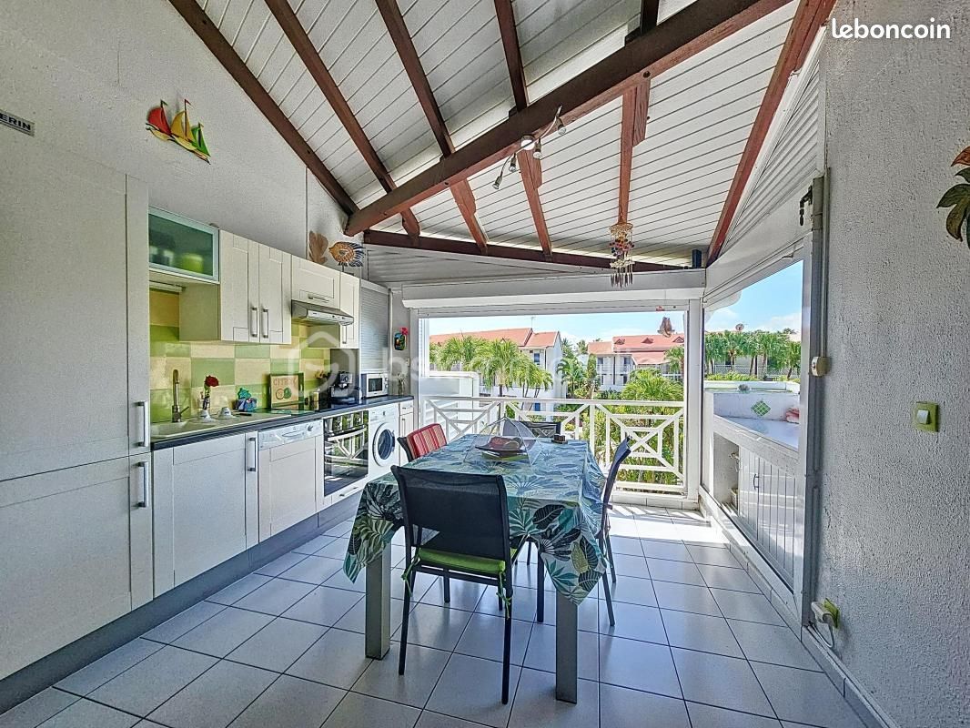 Appartement 2 pièces 37 m² · à Saint-François · 37 m² · 218 000 €