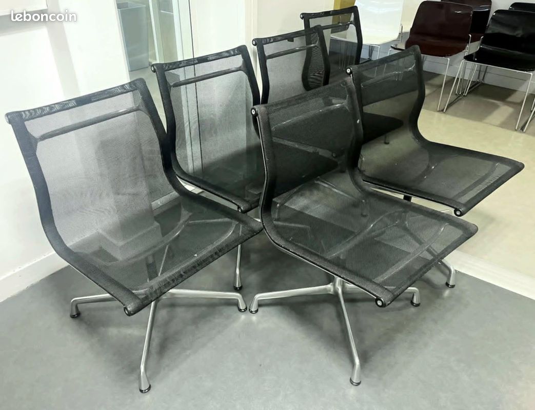 Sièges C&R Eames (image 1)