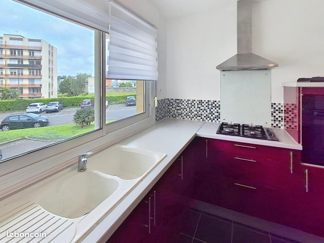 Appartement 5 pièces 108 m² · à Brest · 108 m² · 990 €/mois