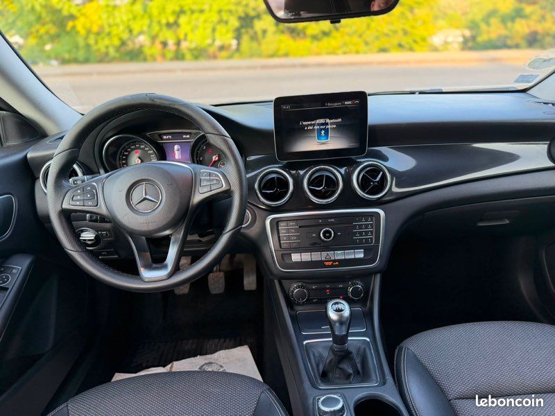 Mercedes-Benz CLA 180d (image 6)