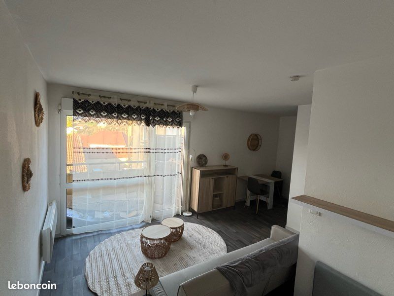 Appartement 1 pièce 27 m² · à Saint-Chef · 27 m² · 560 €