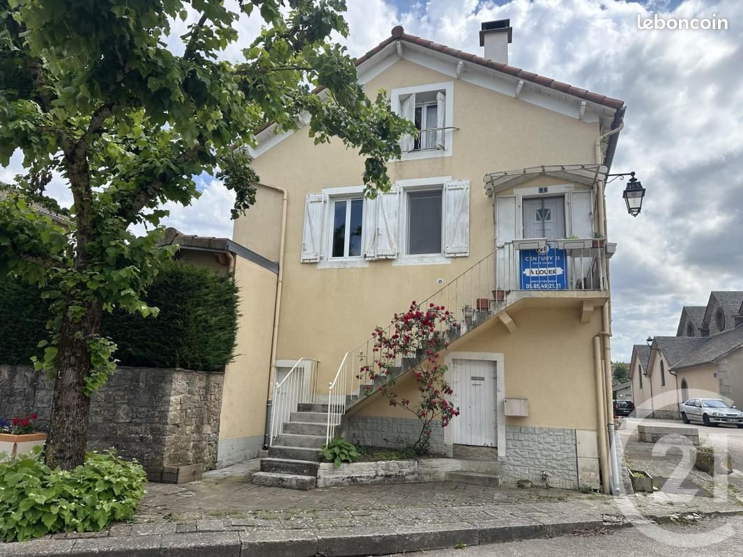 Maison 5 pièces 93 m² · à La Cavalerie · 93 m² · 563 €