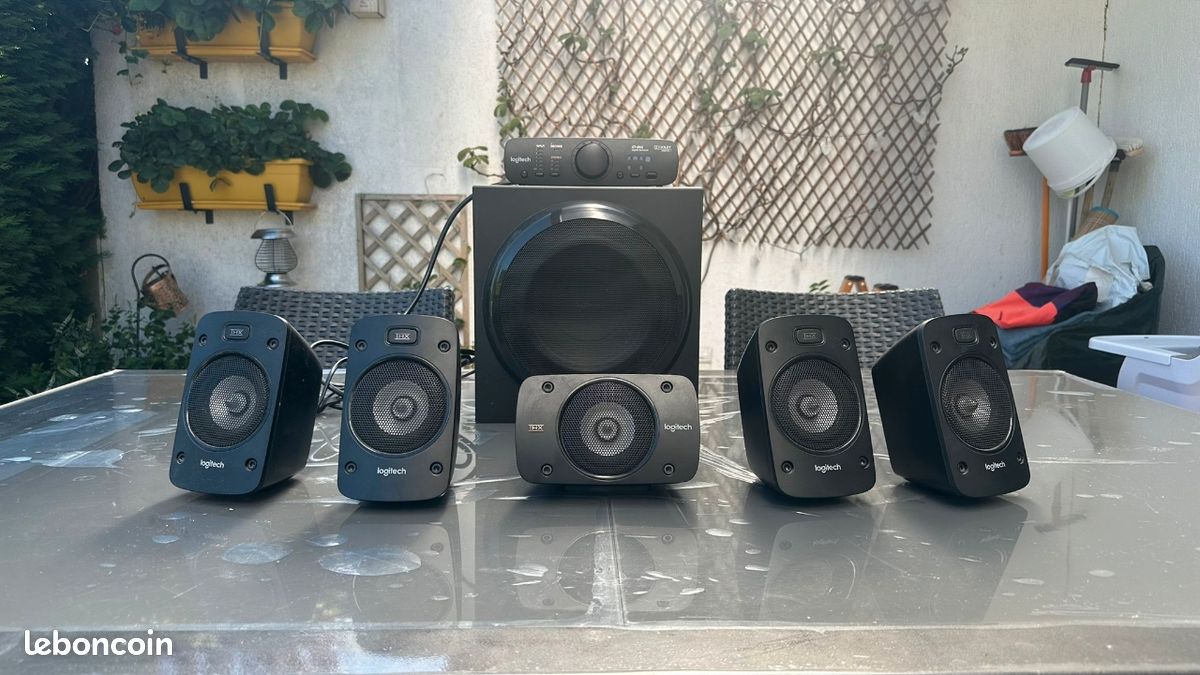 Enceintes Logitech Z906 (image 1)