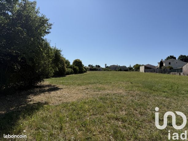 Terrain 6027 m² Saint-Martial-de-Vitaterne