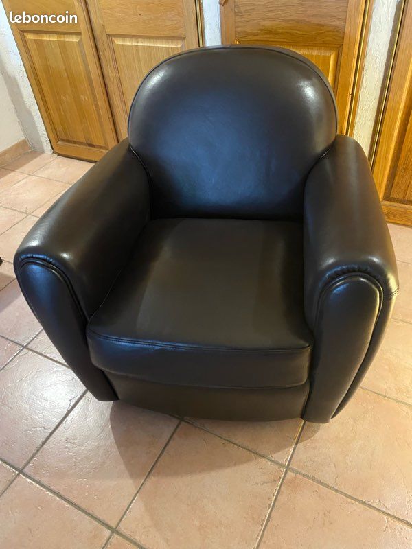 Fauteuil club (image 1)