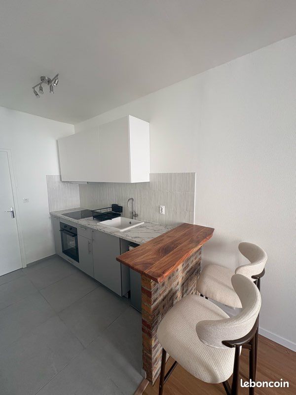 Appartement 1 pièce 24 m² · à Brunoy · 24 m² · 720 €