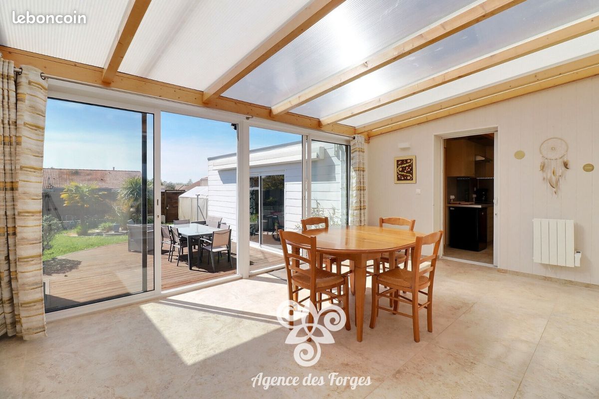 Maison 6 pièces 203 m² · à Le Landreau · 203 m² · 350 000 €