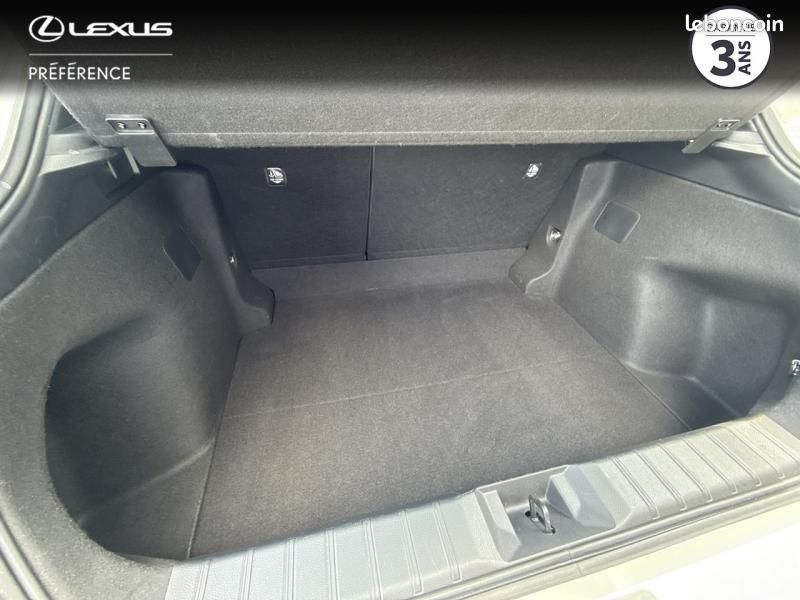 Lexus LBX 1.5 136ch Emotion 2WD (image 6)