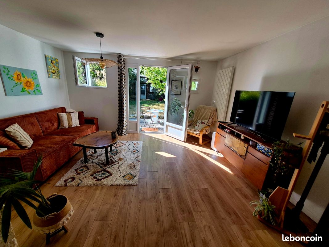 Appartement 3 pièces 65 m² · à Blois · 65 m² · 950 €