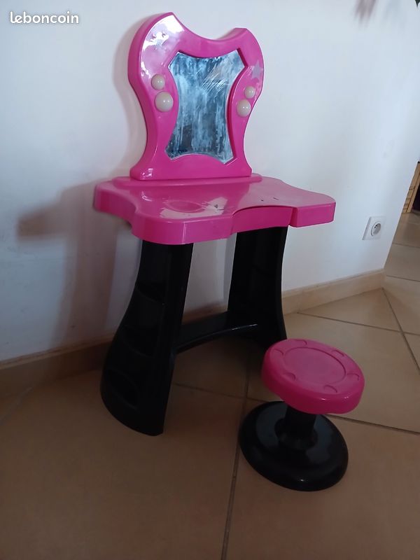 Coiffeuse (image 1)