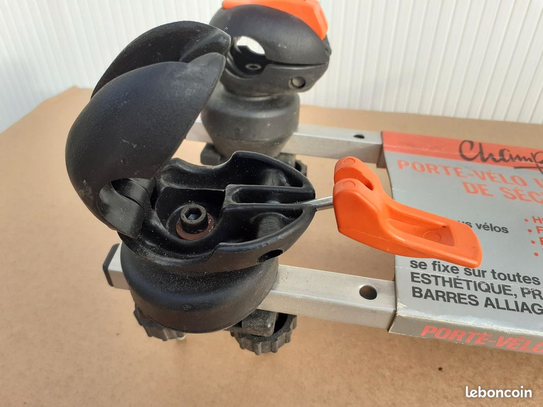 Porte_vélos pour barres de toit (image 4)
