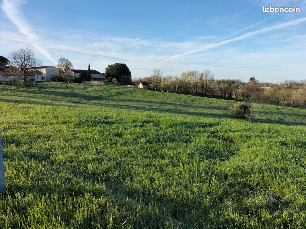Terrain à bâtir de 1487 m² à DENAT (81) · à Dénat · 49 900 €