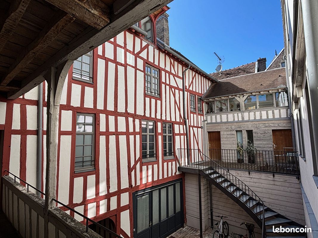 Appartement 2 pièces 42 m² · à Troyes · 42 m² · 554 €