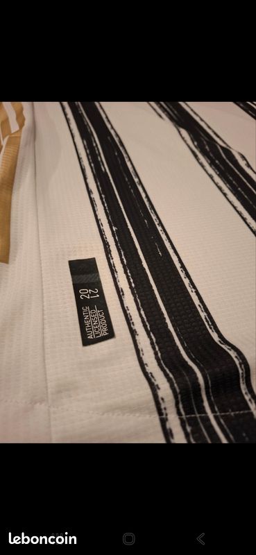 Maillot Juventus saison 2020-2021 floqué Ronaldo taille L (image 7)