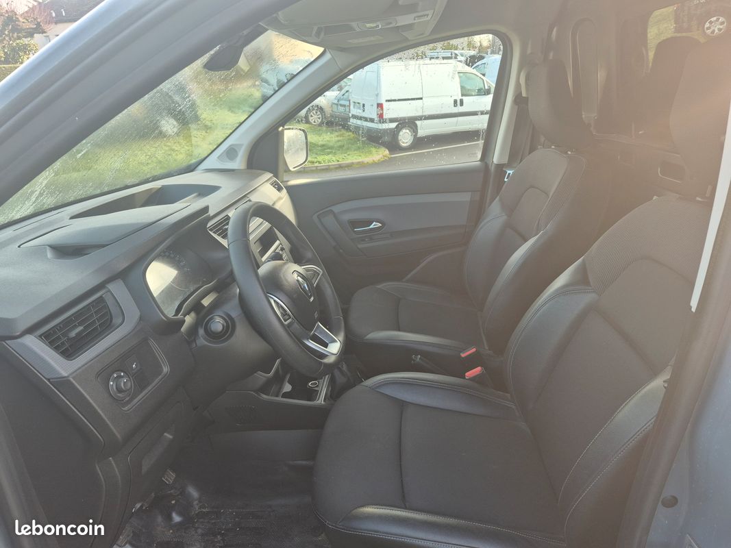 Renault express van confort lue dci 95 (image 4)