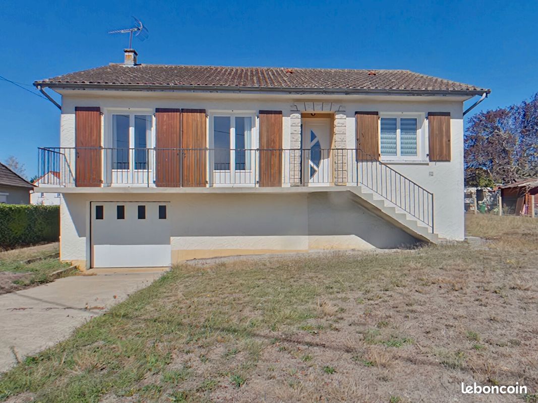 Maison 4 pièces 100 m² · à Adriers · 100 m² · 99 000 €