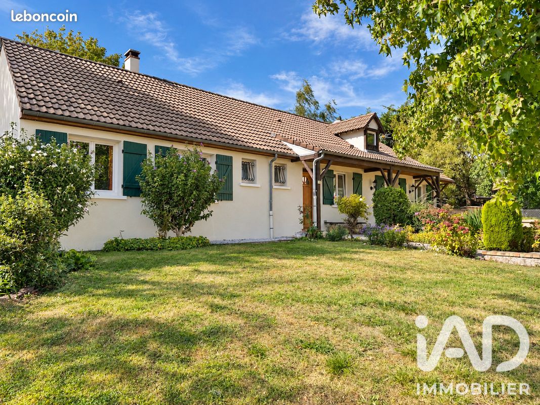 Maison 8 pièces 166 m² · à Orgerus · 166 m² · 436 800 €