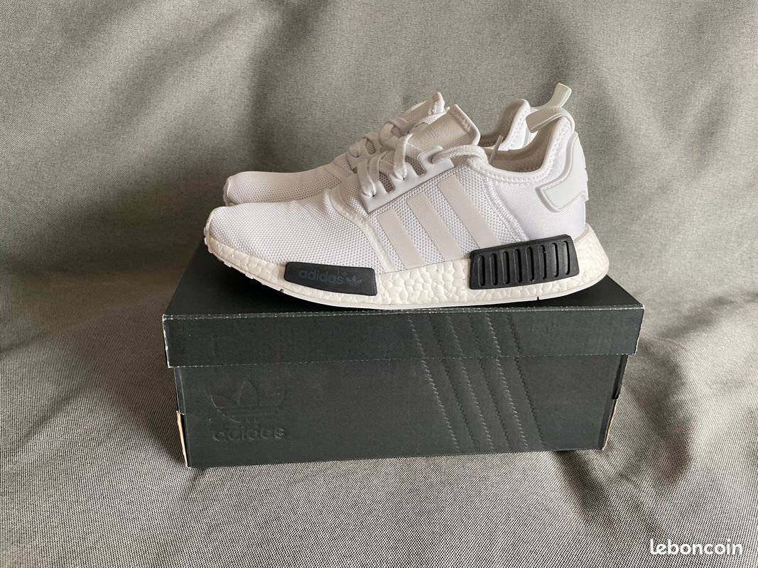 adidas gazelle silver green womens Adidas Men's NMD R1 Shoes
