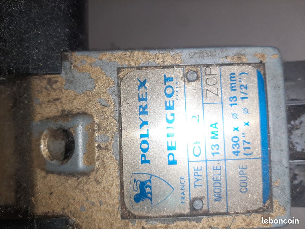 Vente Taille vintage Électrique. Peugeot années 60 70 Fonctionnelle. Prix adébattre 100.. (image 2)