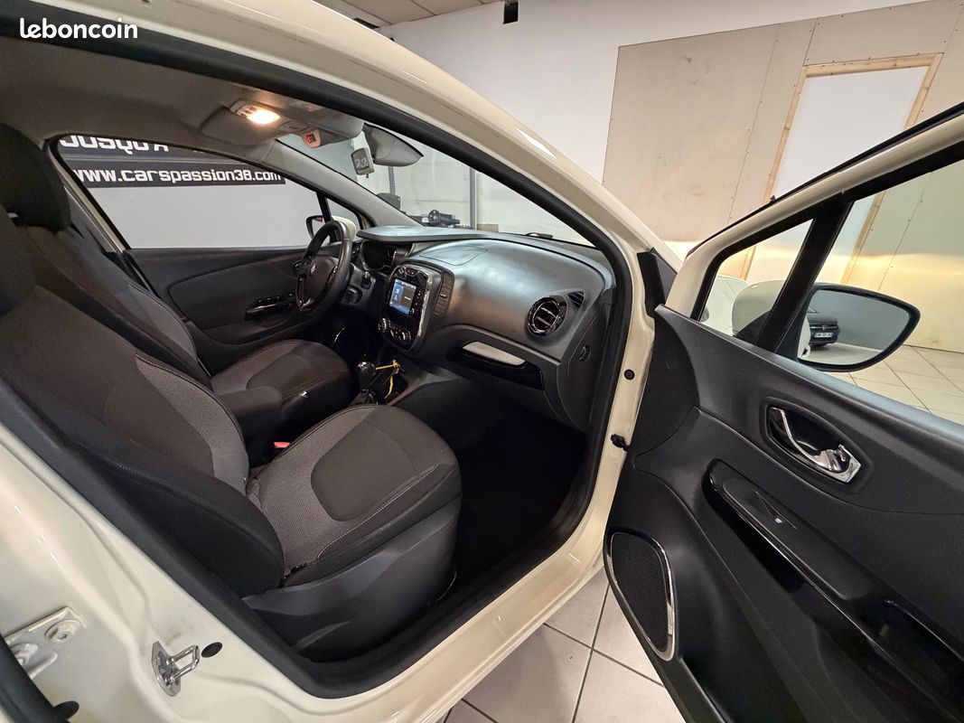 RENAULT CAPTUR TCe 120 Intens EDC (image 16)
