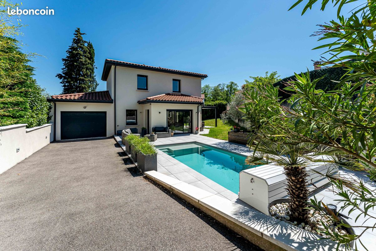 Maison 6 pièces 141 m² · à Grézieu-la-Varenne · 141 m² · 680 000 €