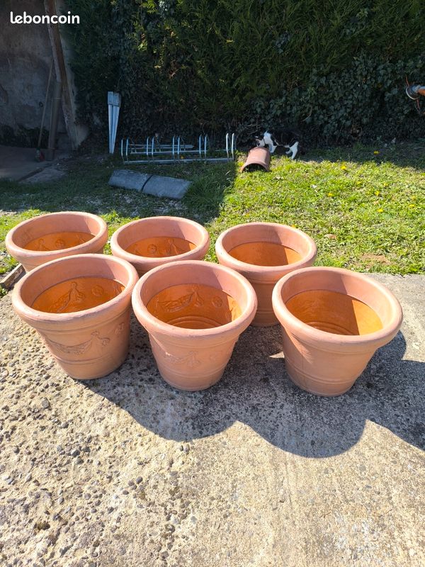 Pots en plastiques (image 3)