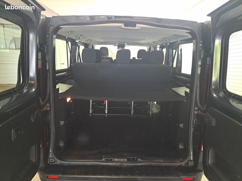 Renault TRAFIC III COMBI L2 2.0 BLUE DCI 150CH S&S ZEN 8 PLACES (image 12)