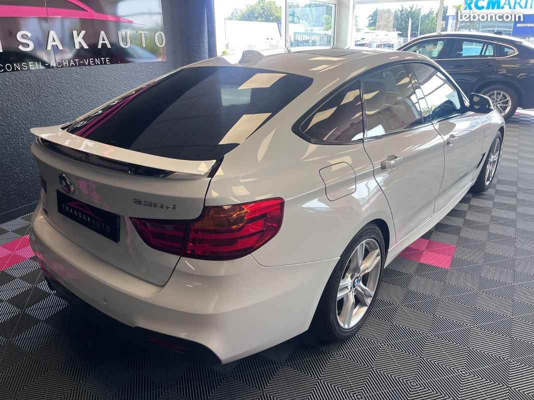 BMW SERIE 3 GRAN TURISMO F34 330d xDrive 258 ch M Sport A. Toit ouvrant / Caméra de recul / Hayon électrique / (image 7)