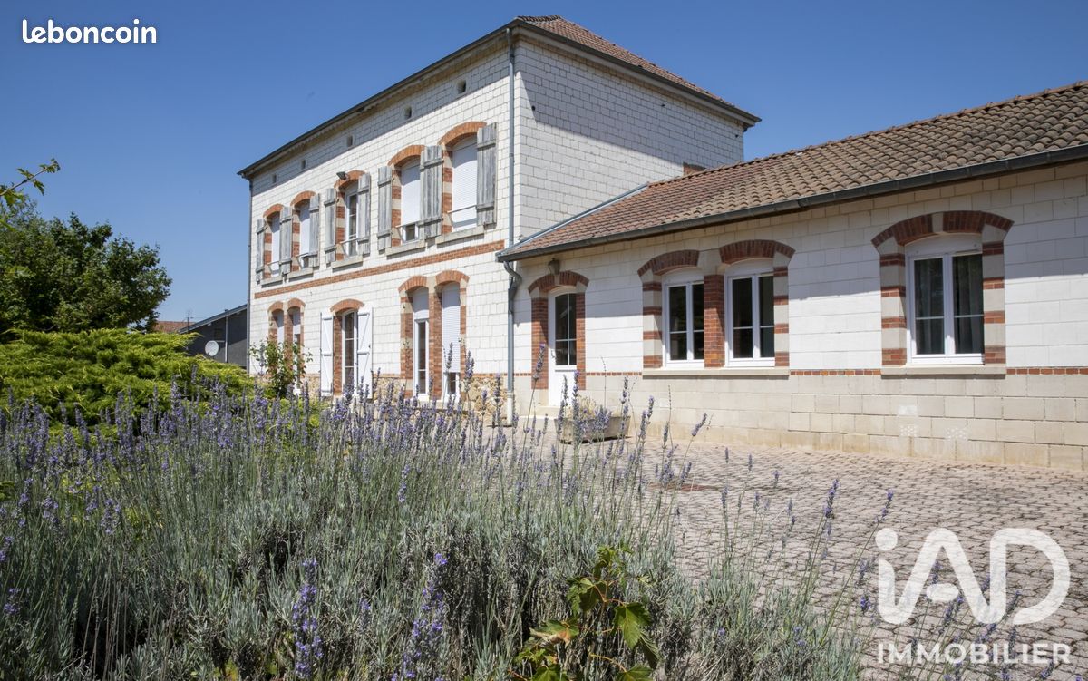 Maison 7 pièces 290 m² · à La Chaussée-sur-Marne · 290 m² · 340 000 €