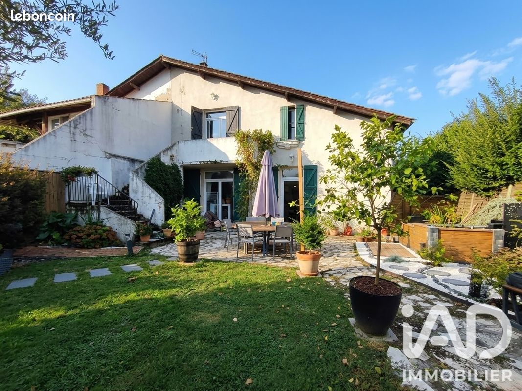 Maison 4 pièces 150 m² · à Castelsarrasin · 150 m² · 194 000 €