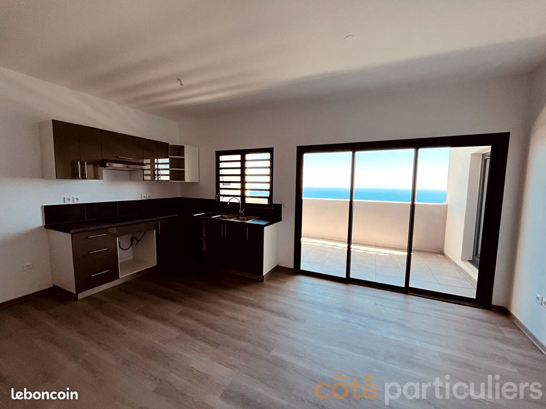 Appartement 4 pièces 80 m² · à Saint-Denis · 80 m² · 1 562 €